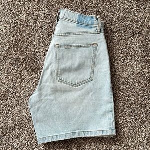 ABERCROMBIE + FITCH THE 7” DAD SHORT HIGH RISE CURVE LOVE SHORT SIZE 28 | 6